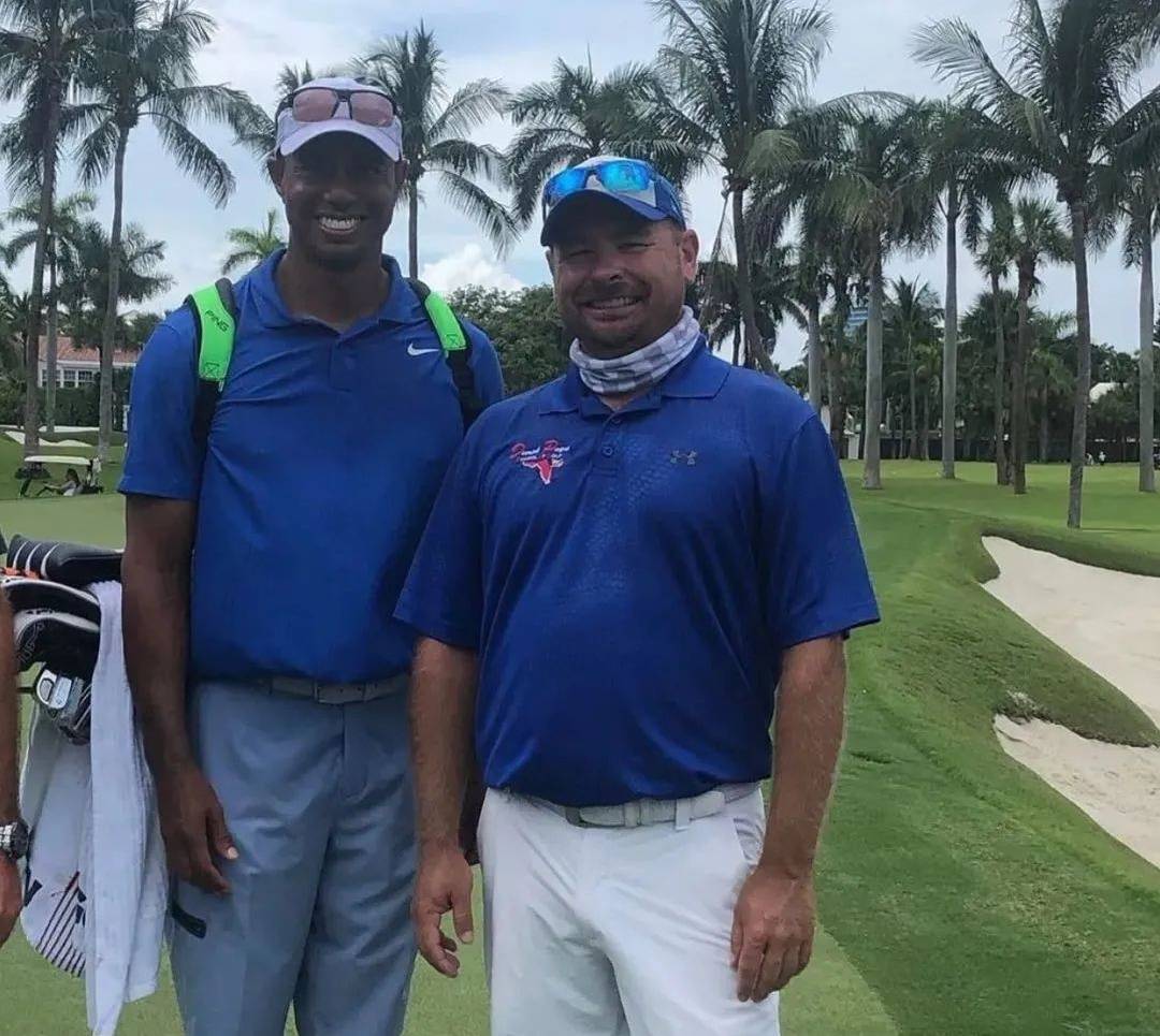 太阳成官网:
每一个父子亲情高光时刻 都是高尔夫的传承!(图2) 太阳成官网:
每一个父子亲情高光时刻 都是高尔夫的传承!(图2)