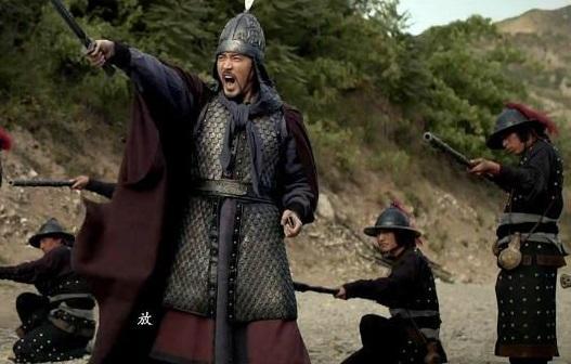 摩根·弗里曼嫌香港太拥挤 唱歌哄朱莉开心‘太阳成集团tyc’(图4) 太阳成官网