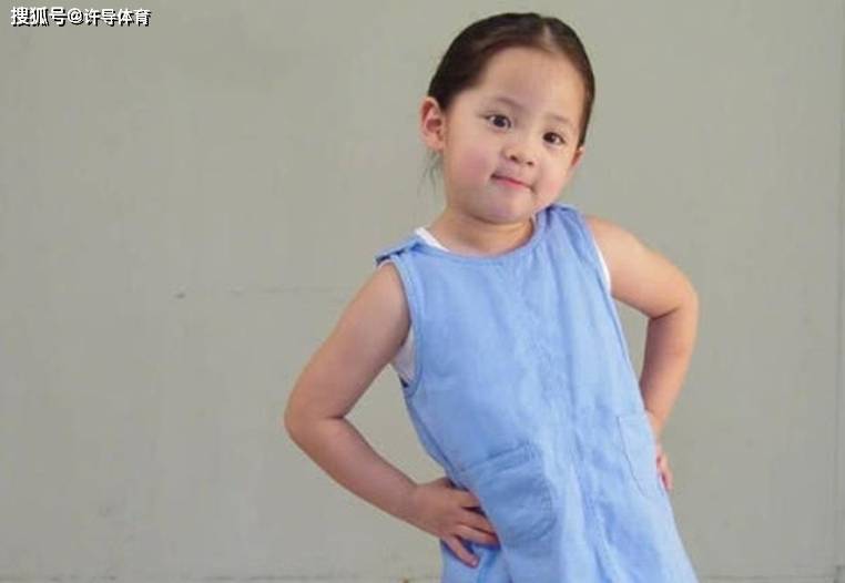 太阳成集团tyc|
明星小时候的照片 我一个也没有认出来 全部认出来的是大神!(图4) 太阳成集团tyc|
明星小时候的照片 我一个也没有认出来 全部认出来的是大神!(图4)