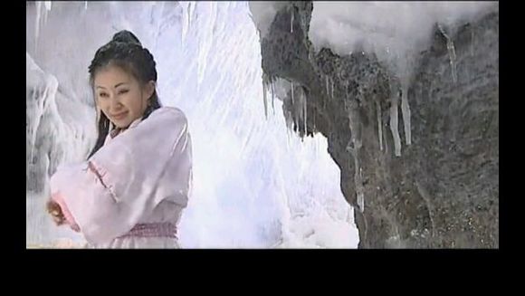 太阳成官网_雪莉因大尺度照片再度被热议 还记得当年让人十分惊艳的小姑娘吗(图2) 太阳集团tyc