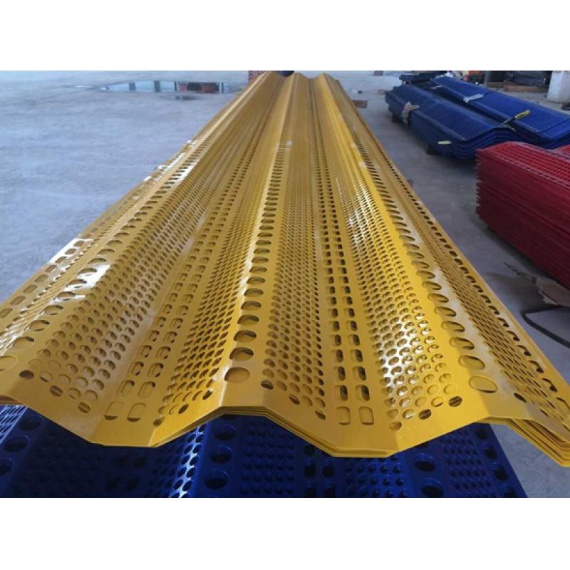 ‘太阳成集团tyc’直击-王燊超传中张稀哲爆射高出 国足0-1叙利亚(图4) 太阳集团tyc