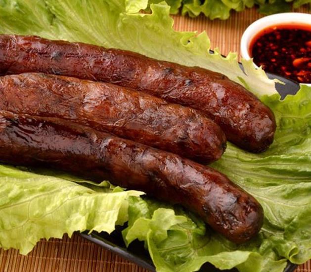 太阳集团tyc-朴海镇拜访儿童福利中心 为孩子们送温暖献爱心(图3) 太阳成官网