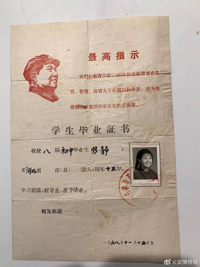 “太阳集团tyc”玛丽亚·凯莉冒狂风赴港 与老公恩爱牵手(图3) 太阳集团tyc