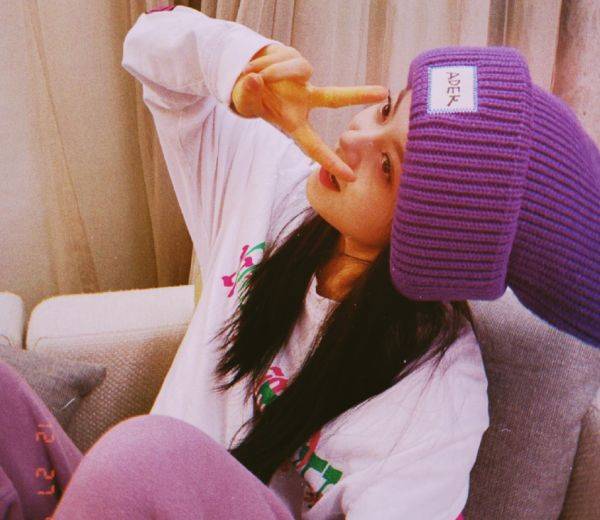 
为啥说女明星的头很小？看清赵今麦赵丽颖生图 我瞬间明确了‘太阳成官网’(图5)