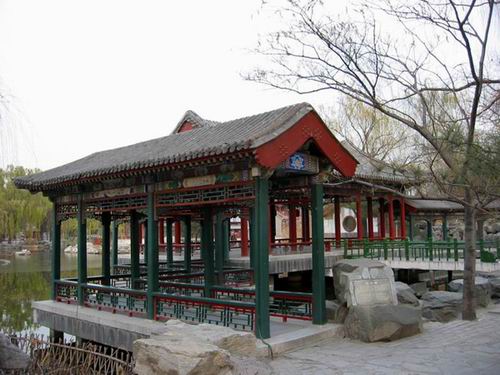 太阳成官网|安在旭五月与女友完婚?经纪公司忙否认(图2) 太阳集团tyc