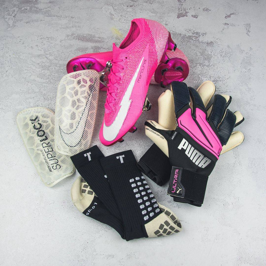 太阳集团tyc：
足球鞋美图天天看！外貌鞋会 2021/1/7(图14)