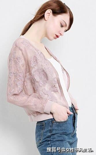 萱客搭配棒球服也可以穿出气质‘太阳成集团tyc’(图7)
萱客搭配棒球服也可以穿出气质‘太阳成集团tyc’(图7)